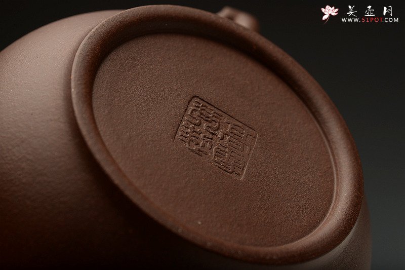 紫砂壶图片：进步之作 敦厚可人 简意花器 全手工双色惜春一对 - 美壶网