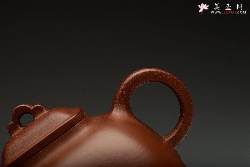 紫砂壶图片：全手工拍打成型 难度极高 孤棱 精工代表作 - 美壶网
