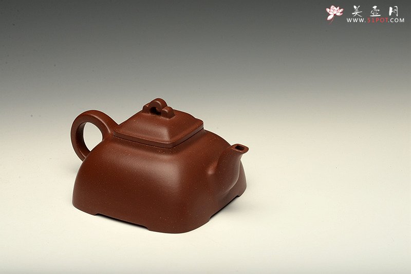 紫砂壶图片：全手工拍打成型 难度极高 孤棱 精工代表作 - 美壶网