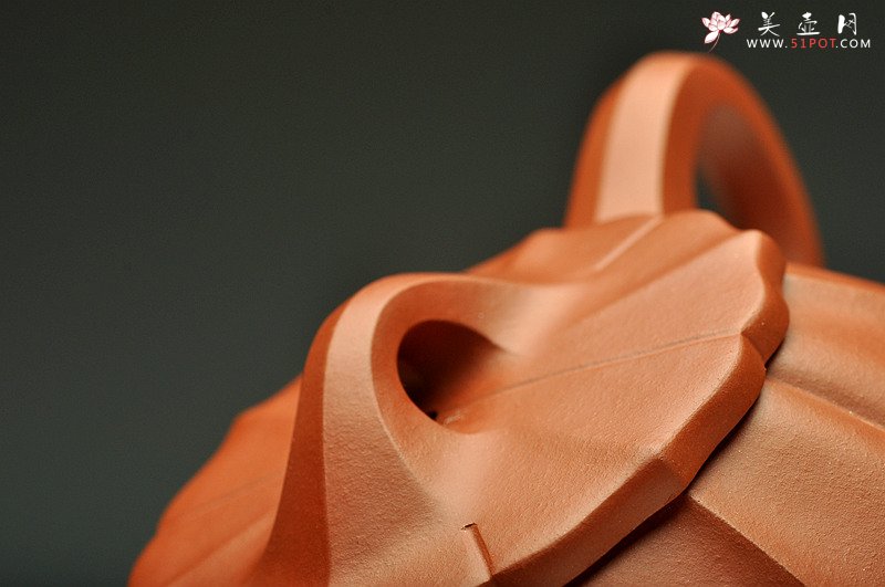 紫砂壶图片：纹理清晰 大品筋纹石瓢 - 美壶网