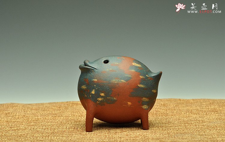 紫砂壶图片：全手茶宠 文房水注 年年有余   - 美壶网