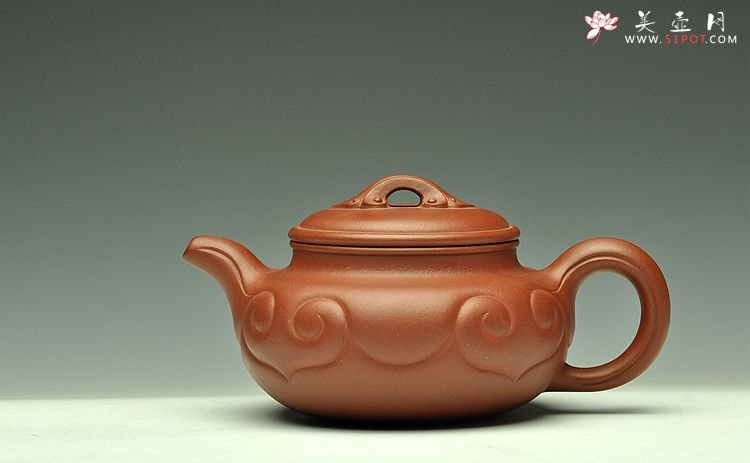 紫砂壶图片：线条流畅 精工典范 红皮龙称心如意 壶中贵妃 - 美壶网