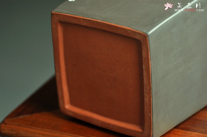 紫砂壶图片：陆逸舟近作 文房雅物~ 全手四方瓶 - 美壶网