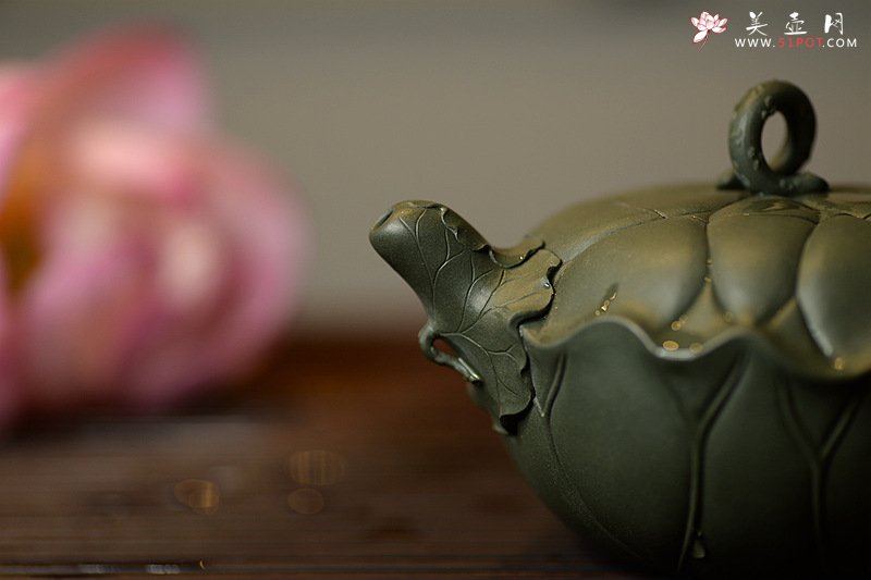 紫砂壶图片：习习清风 莲莲动情o(∩_∩)o  荷叶清风 孙伟强张新亚原创新品 夏雨荷 - 美壶网