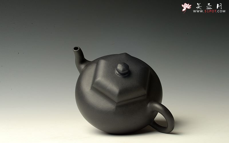 紫砂壶图片：潘小东新作 端庄秀丽 随方就圆 全手六方鼓腹 难度大~捂灰 - 美壶网