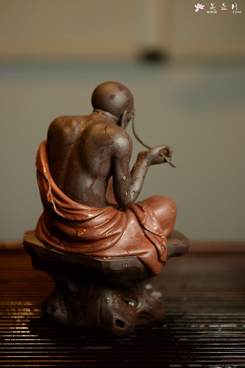 紫砂壶图片：历时两年创作~王健扛鼎之作十八罗汉之持杖罗汉和长眉罗汉~ - 美壶网