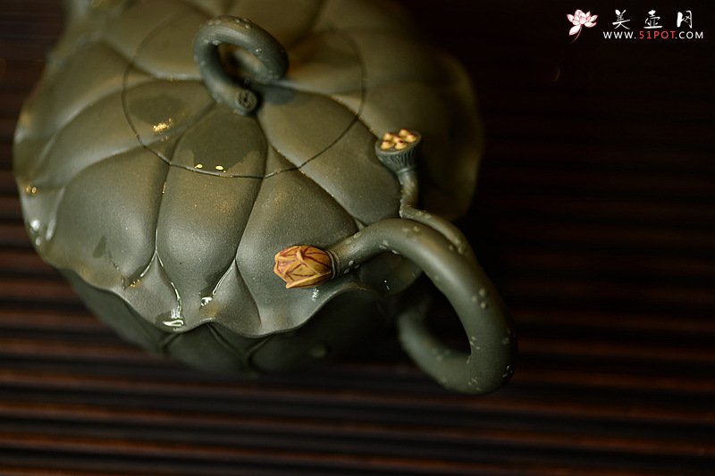 紫砂壶图片：习习清风 莲莲动情o(∩_∩)o  荷叶清风 孙伟强张新亚原创新品 夏雨荷 - 美壶网