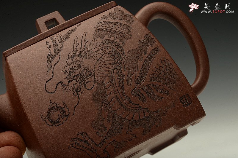 紫砂壶图片：李彦雄新作 龙行天下 四方山水~ 全手镶片 志在四方 - 美壶网