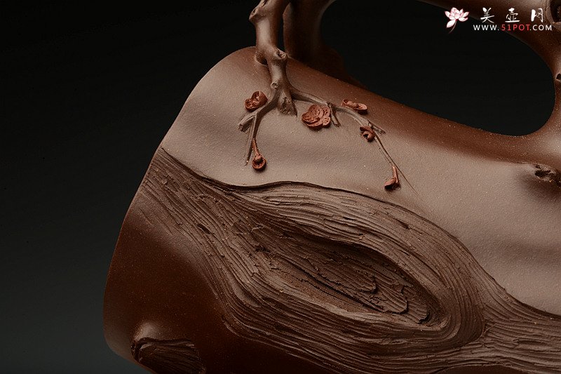 紫砂壶图片：单志萍甲午力作 铮铮铁骨 全手精品 傲雪红梅套组 挺拔俊秀 - 美壶网