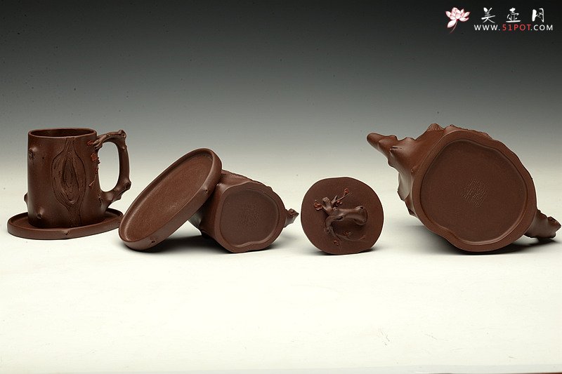 紫砂壶图片：单志萍甲午力作 铮铮铁骨 全手精品 傲雪红梅套组 挺拔俊秀 - 美壶网