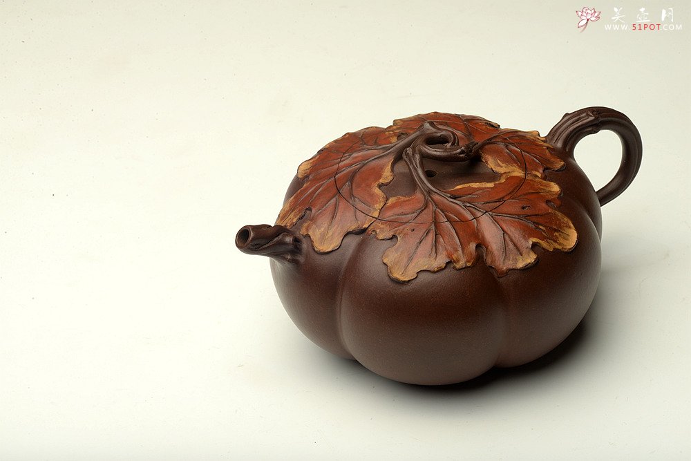 紫砂壶图片：花货奇才-顾正芳 惊艳力作 全手筋囊薄胎花货 夏日南瓜  - 美壶网
