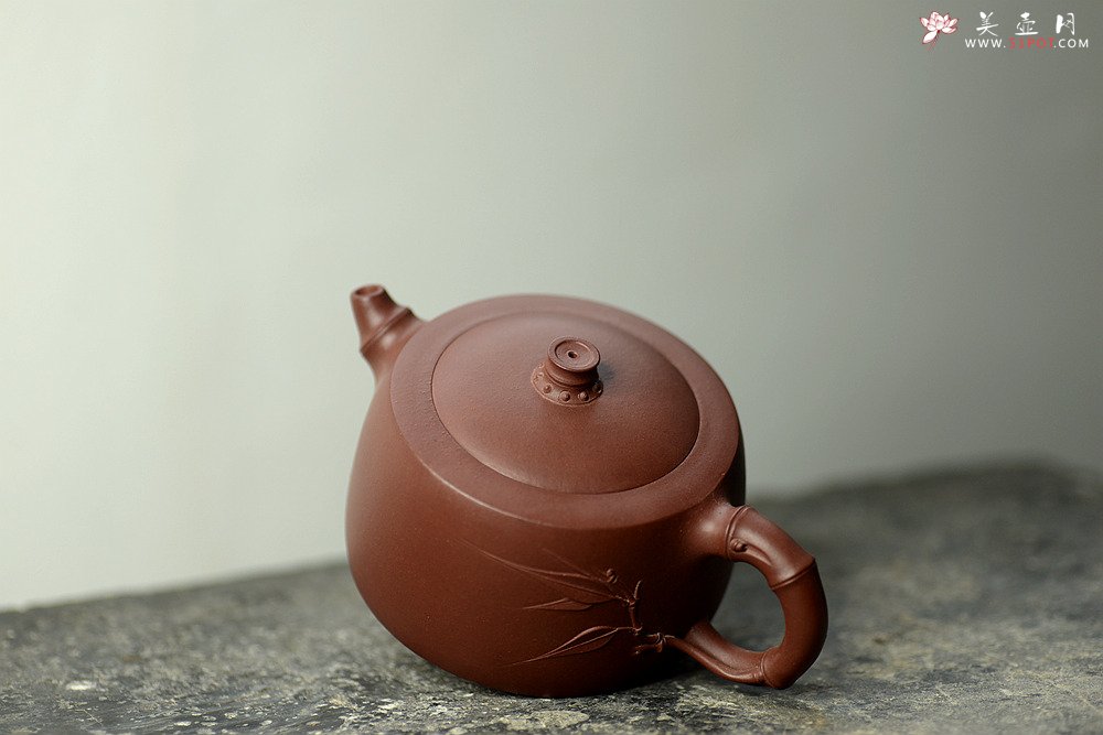 紫砂壶图片：实用花货 竹叶飘逸 竹下清泉 品茗之乐~ - 美壶网