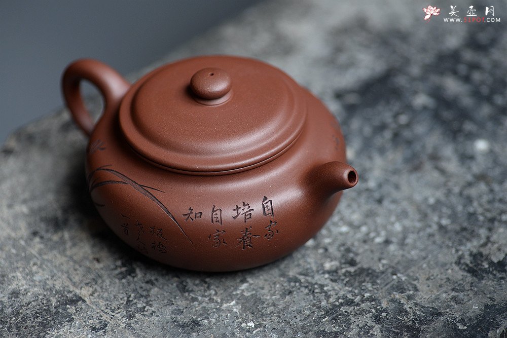 紫砂壶图片：猪肝色底槽青 张听刚装饰 大仿古 传统经典 - 美壶网
