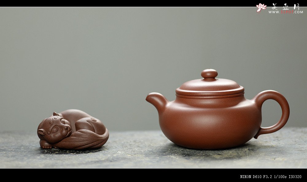 紫砂壶图片：陈进甲午力作 雄厚大气 全手大仿古 做工精致 - 美壶网