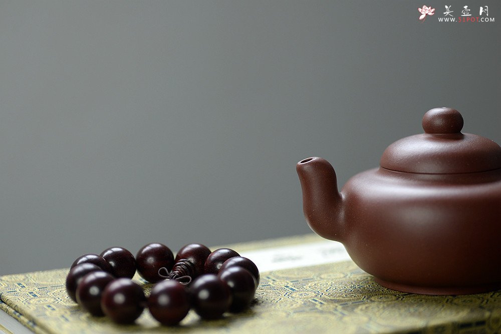 紫砂壶图片：道洪风格之全手悦志 温润如玉 蒋柯作品 饱满可人 - 美壶网