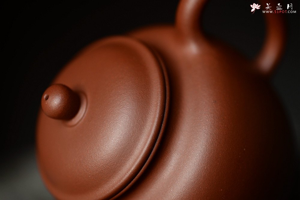 紫砂壶图片：美壶特惠 俞欣荣新作 挺拔俊秀 黄龙山底槽青之古风 实用精品 - 美壶网