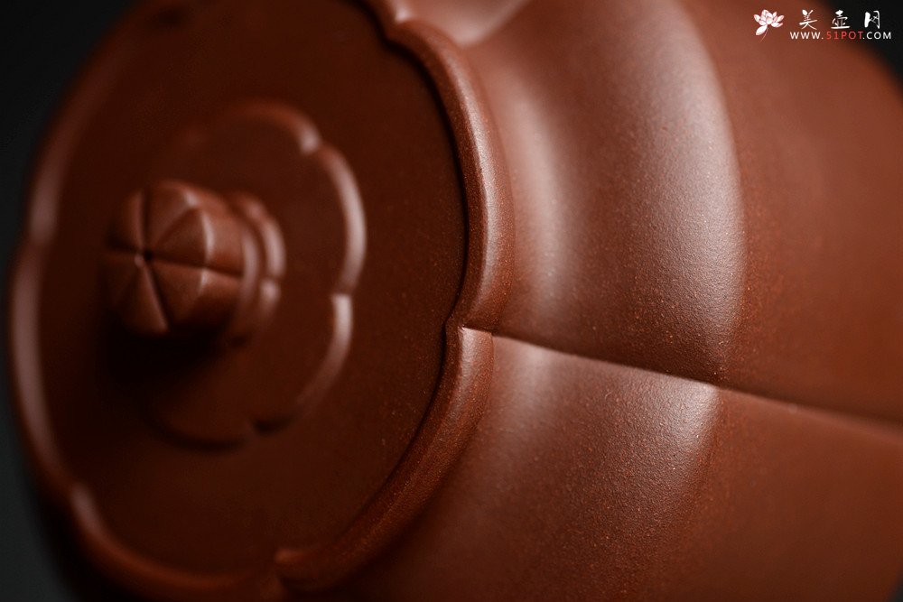 紫砂壶图片：方圆堂许嘉年 经典代表作 全手梅花周盘 浑厚大气  - 美壶网