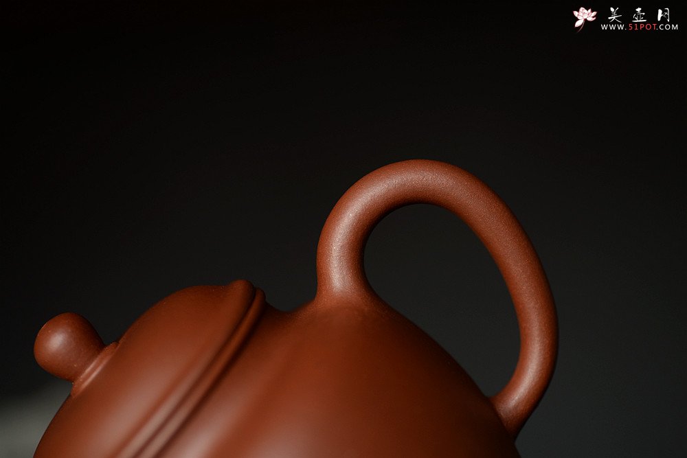 紫砂壶图片：美壶特惠 俞欣荣新作 挺拔俊秀 黄龙山底槽青之古风 实用精品 - 美壶网