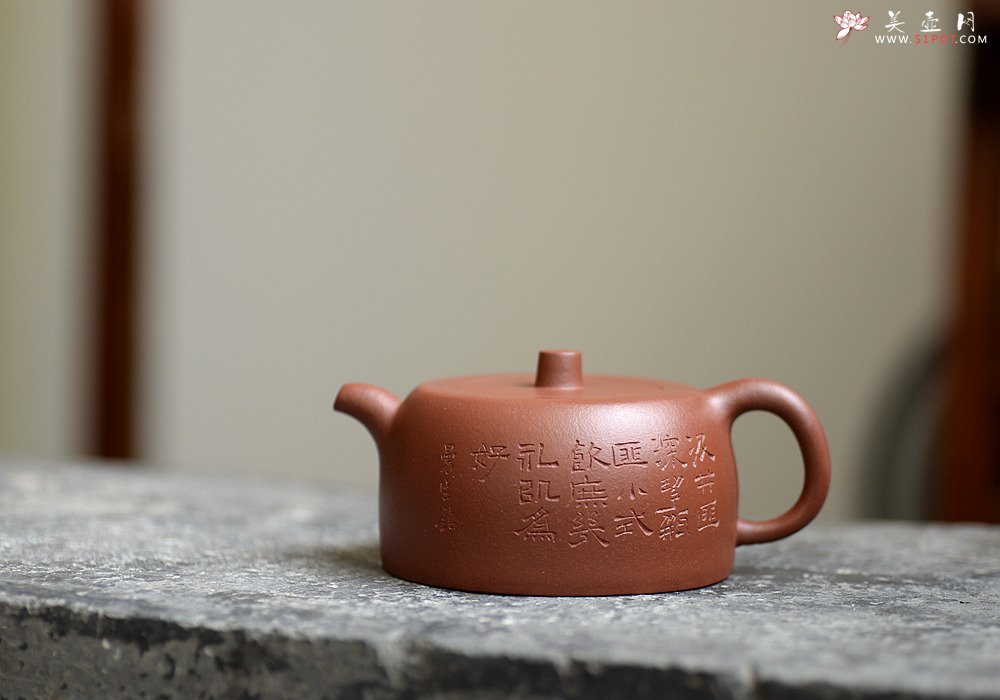 紫砂壶图片：施梦佳近作  全手曼生井栏 文气古朴 - 美壶网