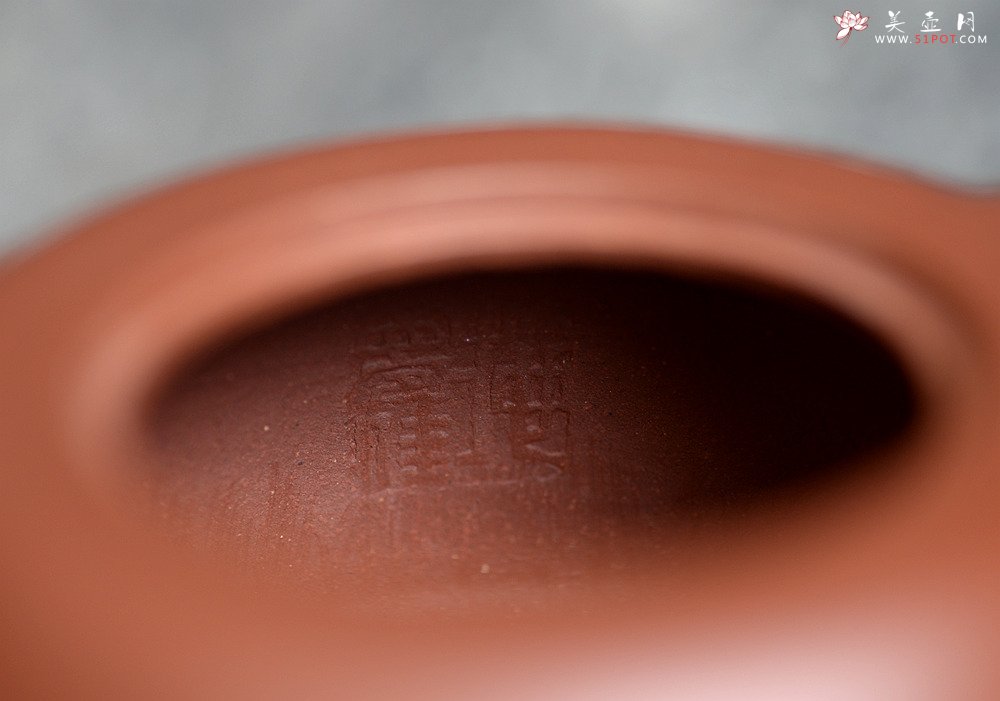 紫砂壶图片：施梦佳近作  全手曼生井栏 文气古朴 - 美壶网