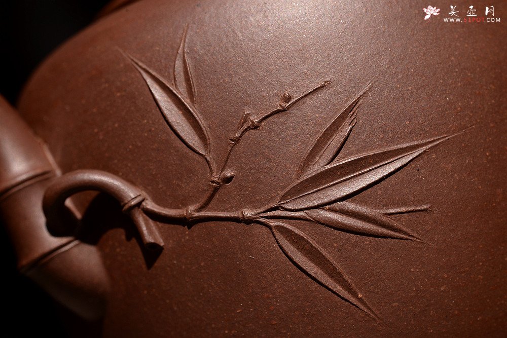 紫砂壶图片：肥美竹叶 饱满飘逸 全手大君竹 顾正芳经典作品 - 美壶网