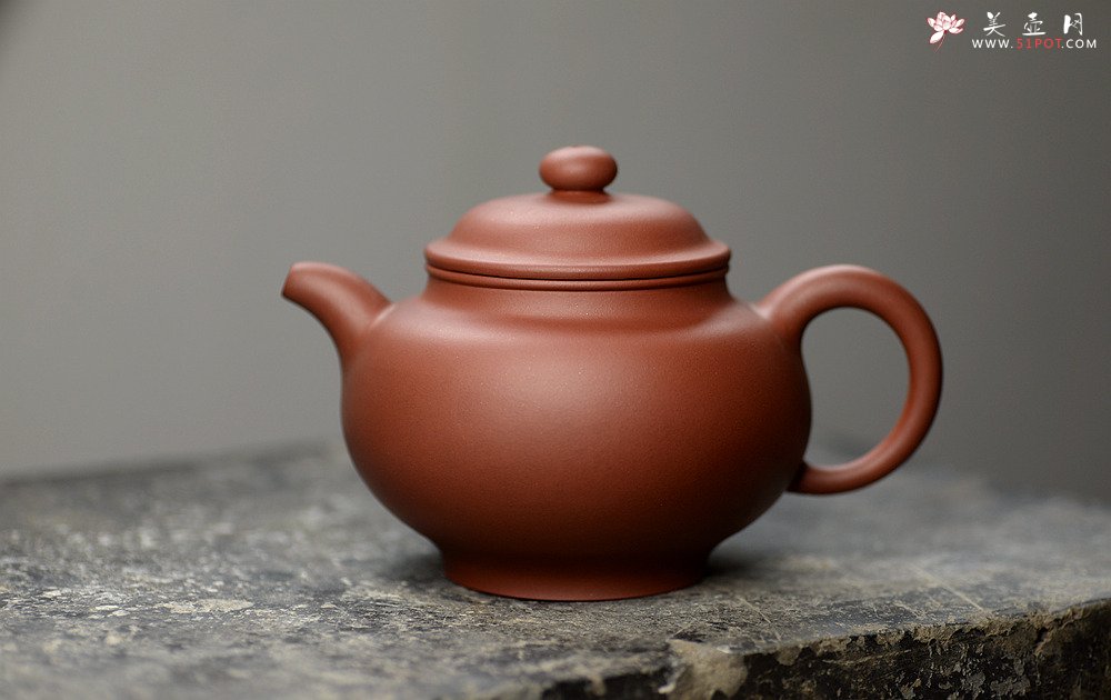 紫砂壶图片：施梦佳全手新作 厚重大气 全手大掇只 - 美壶网