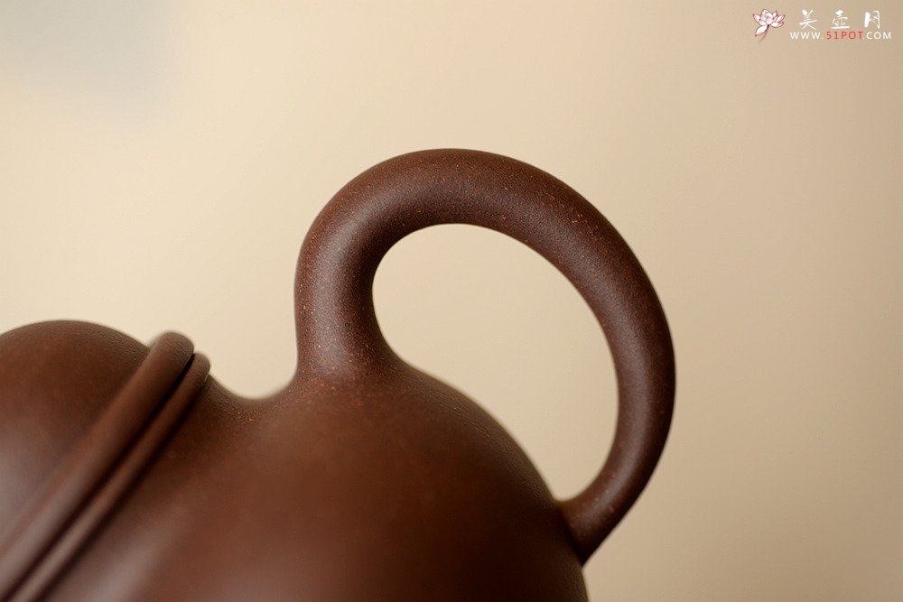 紫砂壶图片：经典再现 全手寿珍掇球 传统实用 - 美壶网