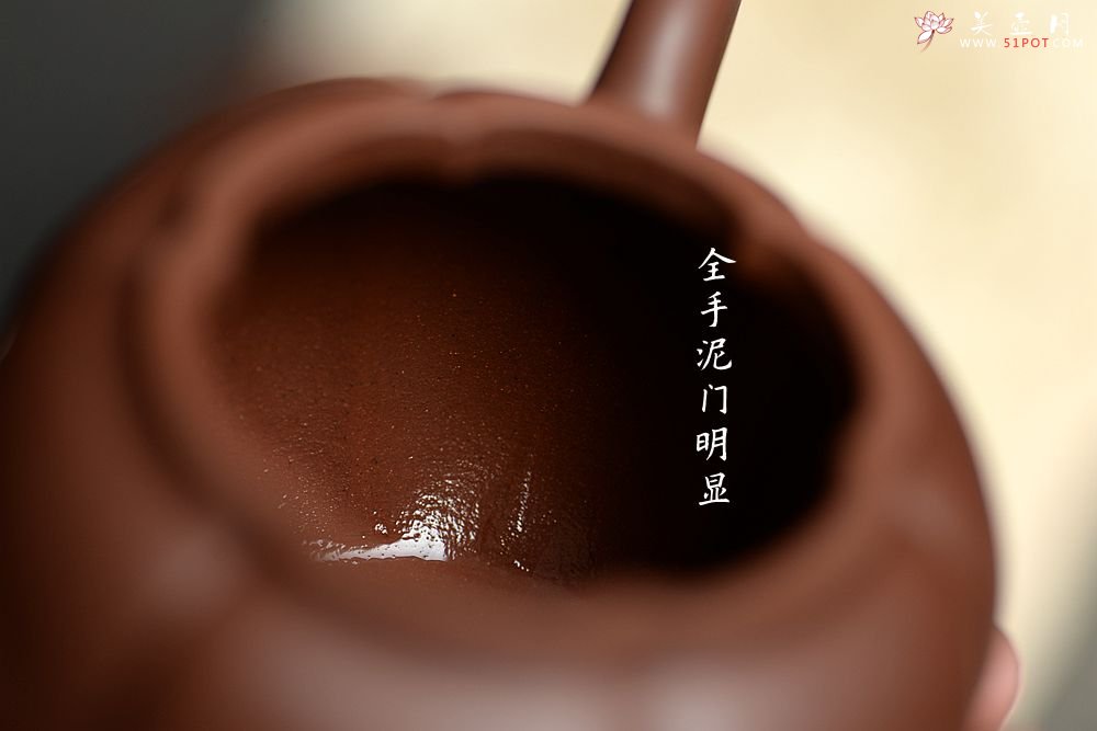 紫砂壶图片：酒虎新作 饱满敦厚 肌理丰润~  全手圆满 - 美壶网