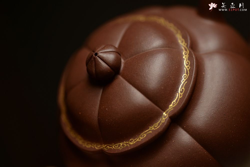 紫砂壶图片：酒虎新作 饱满敦厚 肌理丰润~  全手圆满 - 美壶网