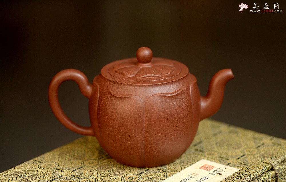 紫砂壶图片：储俊伟经典力作 幽莲淡香 挺拔俊秀 全手莲香  - 美壶网