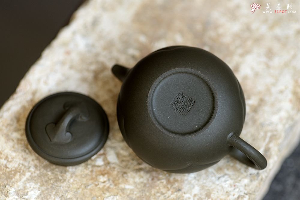 紫砂壶图片：青段仿古如意 典雅之作 雍容华贵~ 精工 - 美壶网