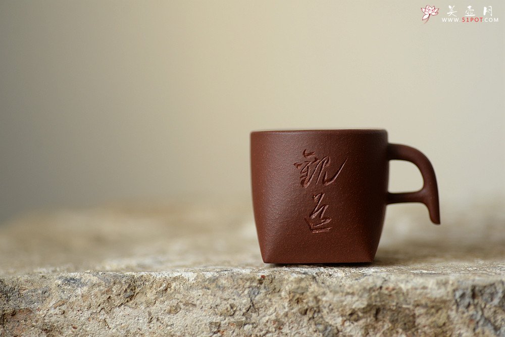 紫砂壶图片：小明成名作o(∩_∩)o  方圆之美 全手汉韵套组 中书协王俊平精心装饰 - 美壶网