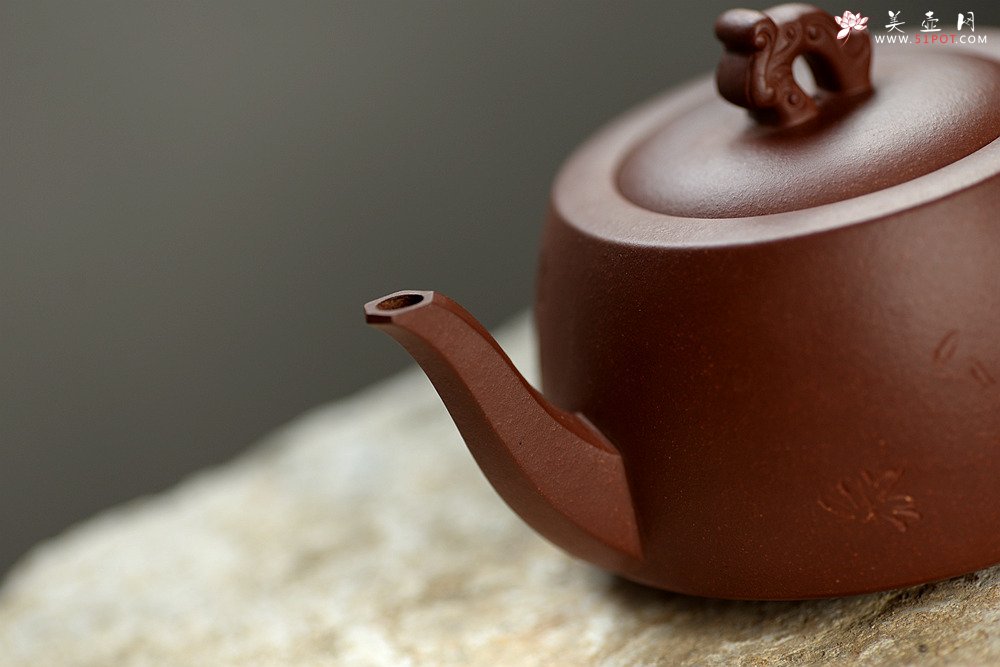 紫砂壶图片：詹黎明新作 线条流畅 精巧细致 八面玲珑 - 美壶网