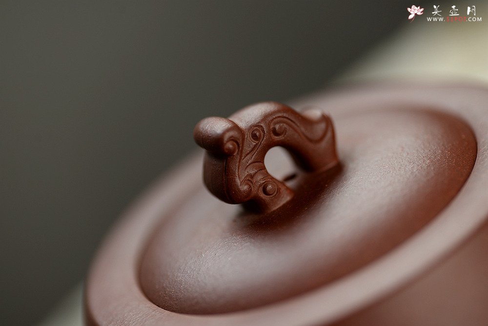 紫砂壶图片：詹黎明新作 线条流畅 精巧细致 八面玲珑 - 美壶网