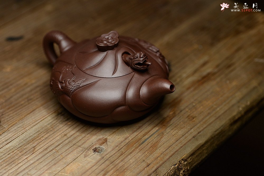 紫砂壶图片：云游天地 精品扁鱼化龙 做工精细 - 美壶网