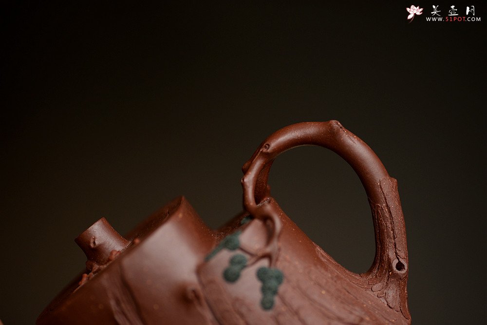 紫砂壶图片：单志萍乙未年全手新作 颇具玩味~ 松梅常青 有难度的花货~ - 美壶网