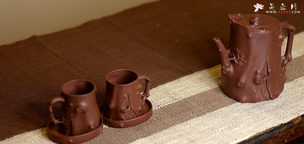 紫砂壶图片：单志萍年终全手力作 古意昂然 立体梅花 寒梅套壶 - 美壶网