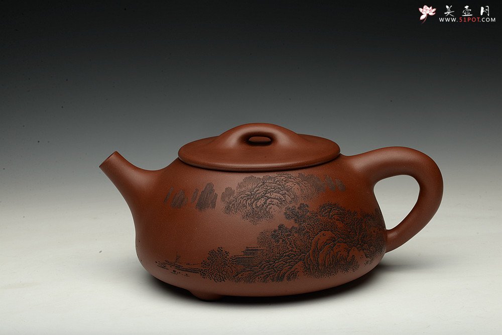 紫砂壶图片：特大满瓢 李彦雄精细装饰通景山水  送礼收藏级 - 美壶网