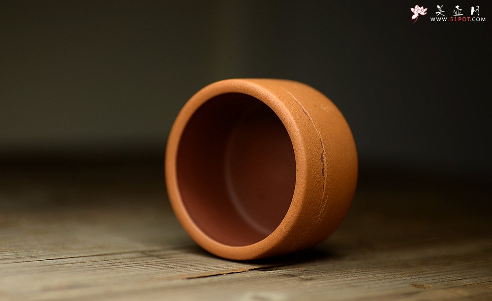 紫砂壶图片：曲峰扳指杯 优质底槽青粉段泥 - 美壶网