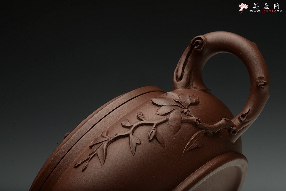 紫砂壶图片：春天的气息~大口实用 玉兰迎春 孙伟强张新亚合作原创作品 - 美壶网