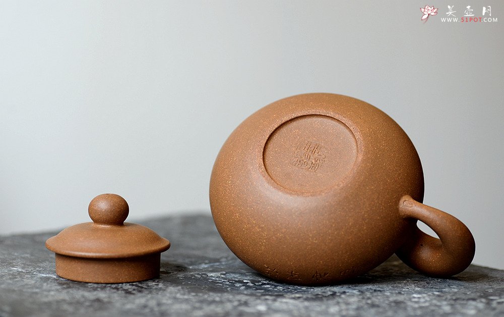 紫砂壶图片：张听刚装饰 蓄势内敛 趣味盎然 全手婉珠 萝卜白菜各有所爱：） - 美壶网