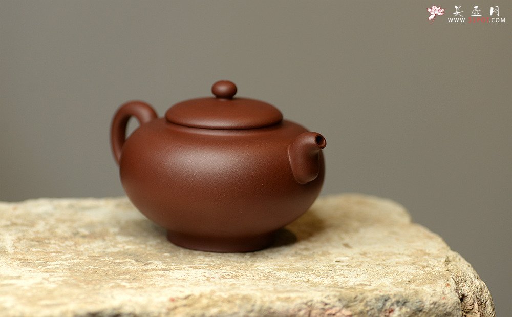 紫砂壶图片：于洪霞乙未年全手新品  原创系列之恒缘 耐品佳作 - 美壶网
