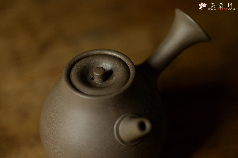 紫砂壶图片：淞庐原创设计  静品佳味~ 全手唐韵急须 文气十足 国助文涛装饰 - 美壶网