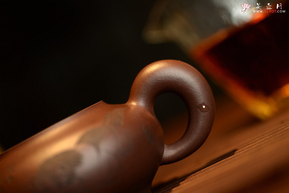 紫砂壶图片：谭华斌近作 道洪风格之玉露二式 刀法精炼 可人小壶 美壶特惠 - 美壶网