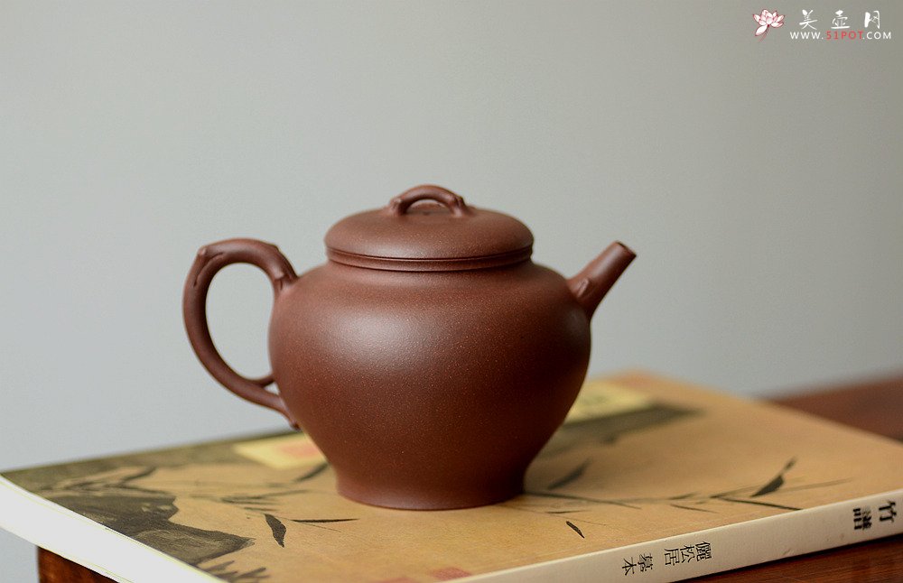 紫砂壶图片：潘丹初原创‘秀气’系列之腊梅 纯净底槽青 朴实素雅 刚挺 - 美壶网