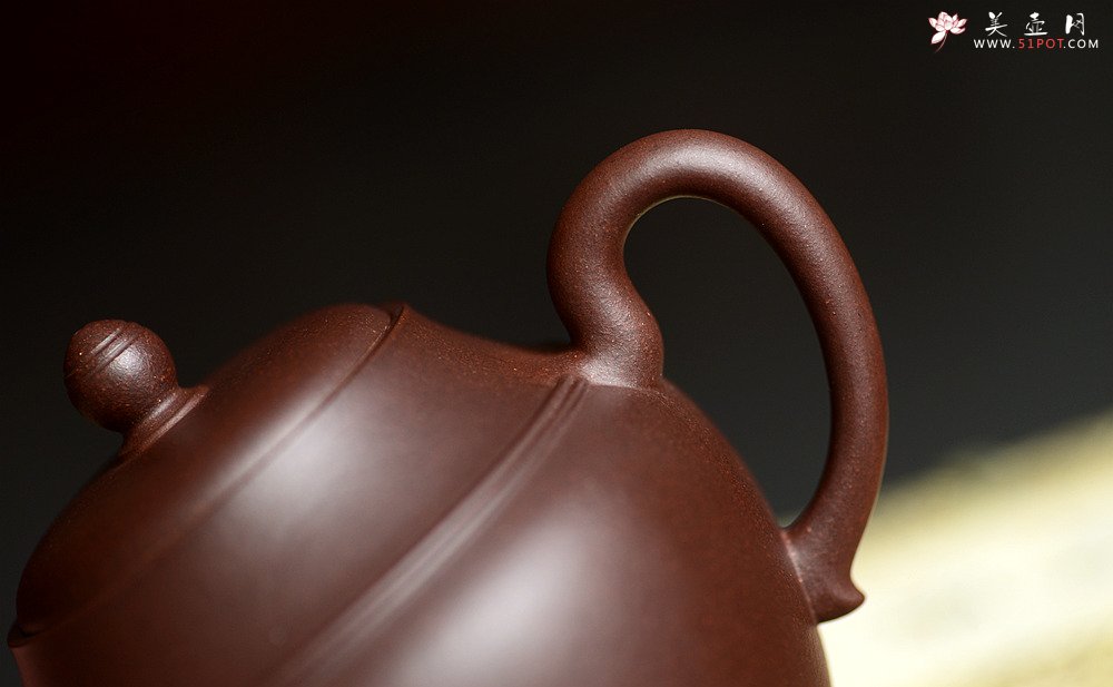 紫砂壶图片：钱琴芳全手新作 挺拔俊秀 韵味独特 汉风 经典作品 - 美壶网