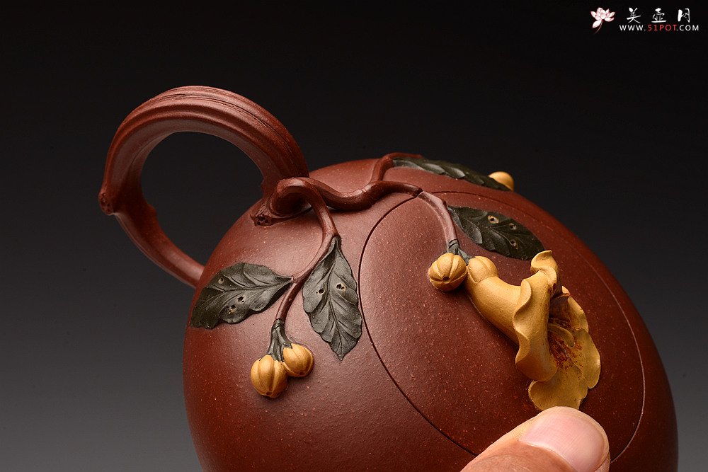 紫砂壶图片：飘逸立体 细品 传统花货功力 花语敬佩、声誉 凌霄花 原创作品  - 美壶网