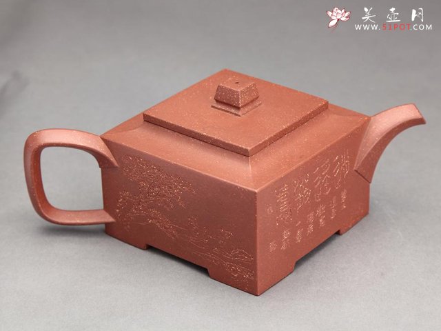 紫砂壶图片：春胜四方壶毛国强刻绘 - 美壶网