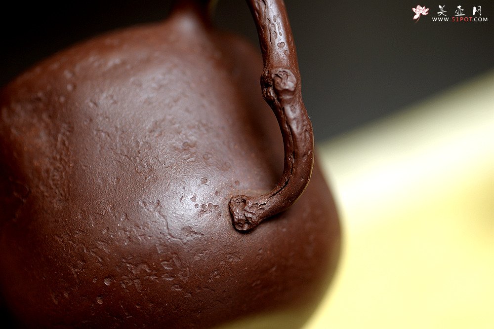 紫砂壶图片：潘丹初全手新作 泥‘玄’系列之玄石 古拙文气 如意灵芝 吉祥 - 美壶网