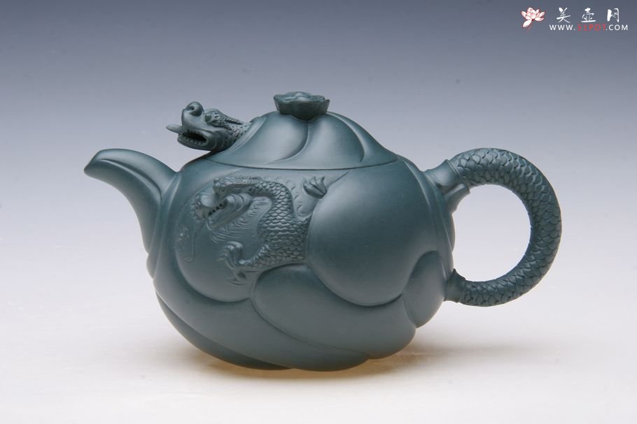 紫砂壶图片：鱼化龙 采用早期一厂民国绿泥 - 美壶网